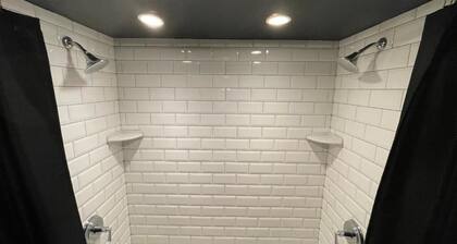 Crew's Quarters Boarding House Caters to Men