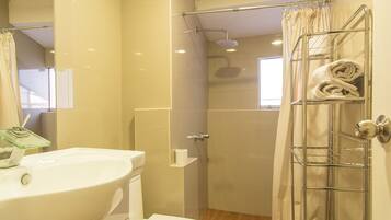Shower, towels, soap, shampoo