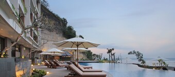 Ulu Segara Luxury Suites & Villas