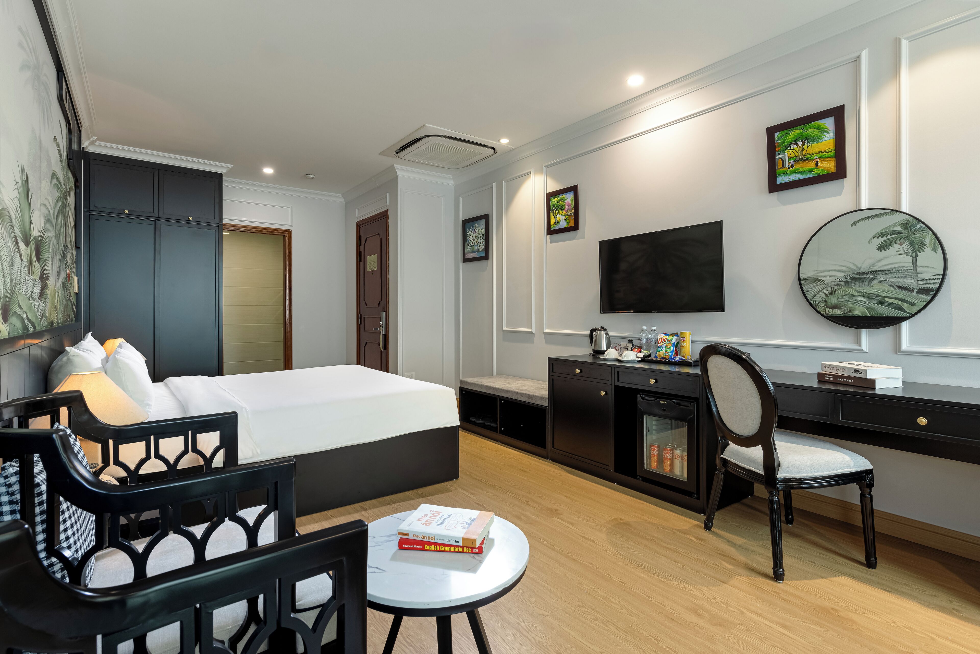 Literie de qualité supérieure, surmatelas, minibar