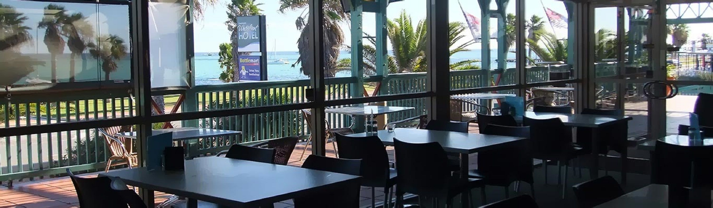 Breakfast, lunch, dinner served; seafood, sea views 