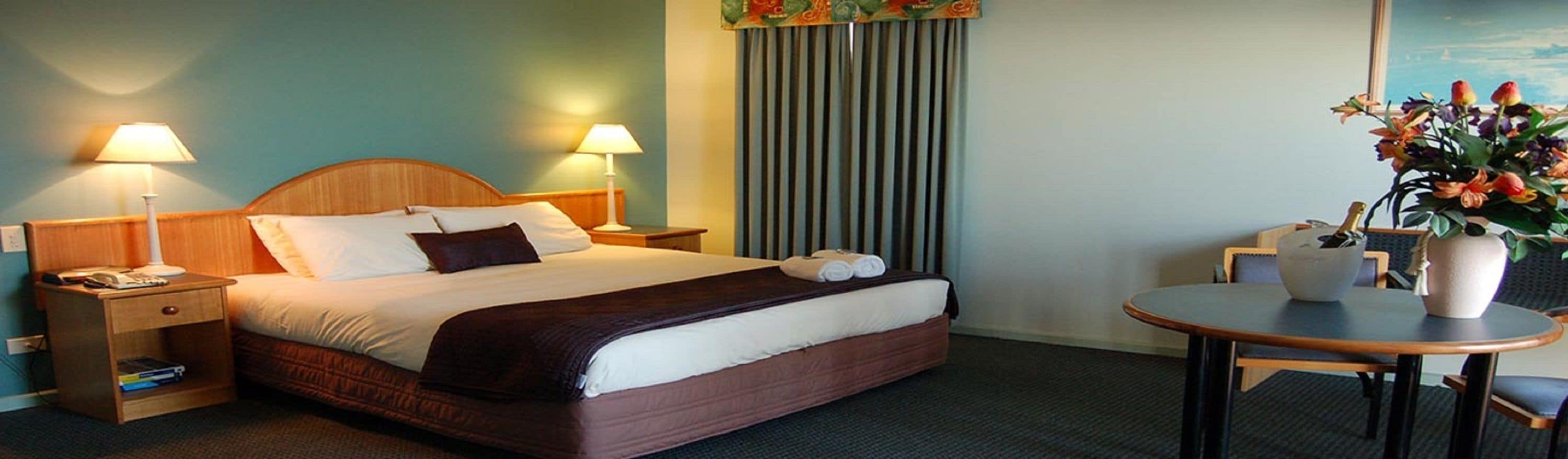 Strykejern/-brett, ekstrasenger (mot et tillegg) og wi-fi (inkludert)