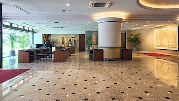 Sala de estar en el lobby