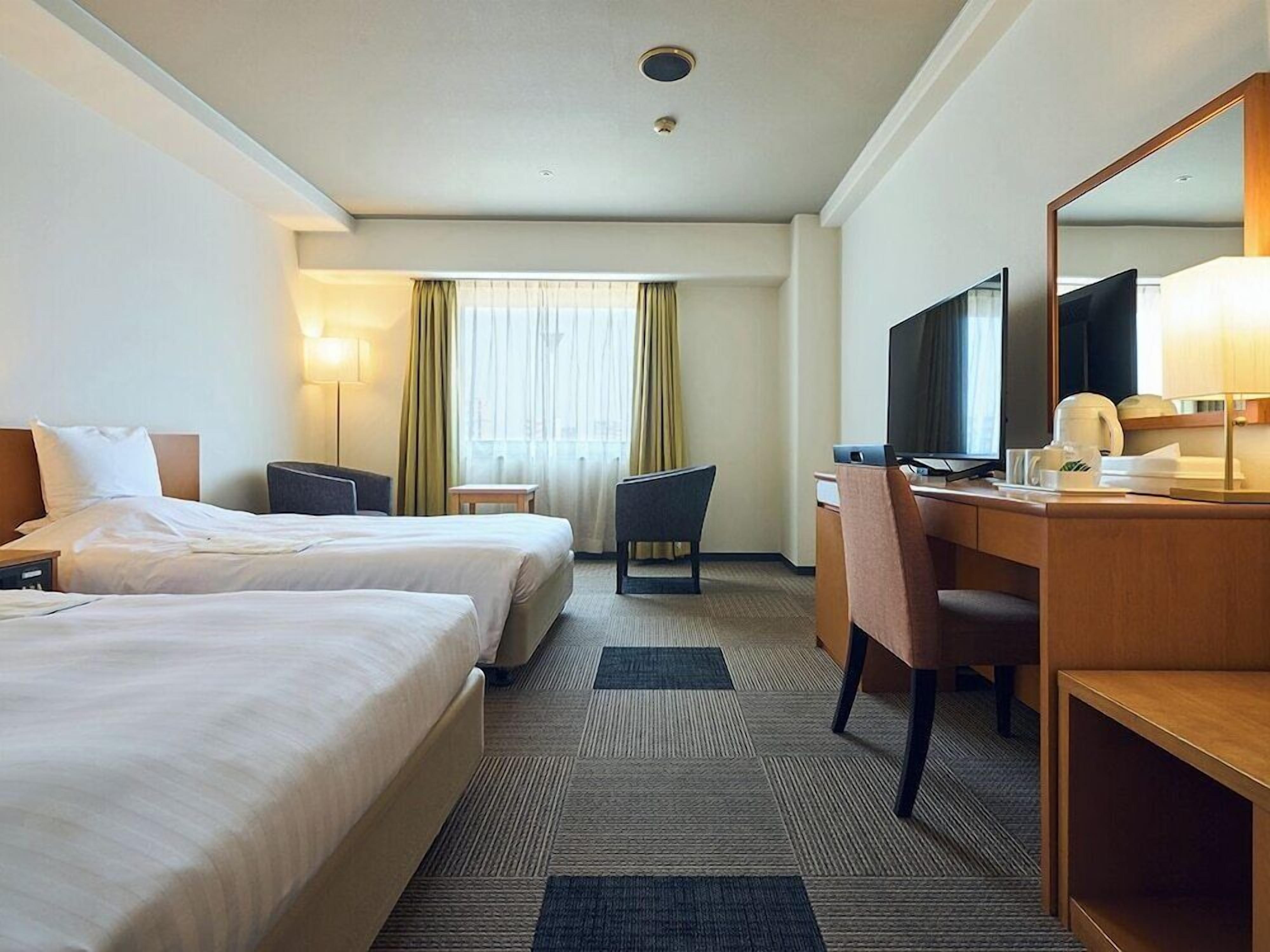 In-room safe, desk, iron/ironing board, free WiFi