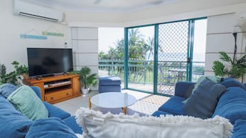 Apartamento, 3 quartos, vista para o oceano | Individualmente decorados, individualmente mobiliados