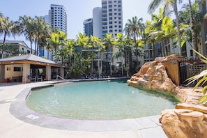 Exterior - Currumbin Sands Holiday Apartments (Palm Beach)