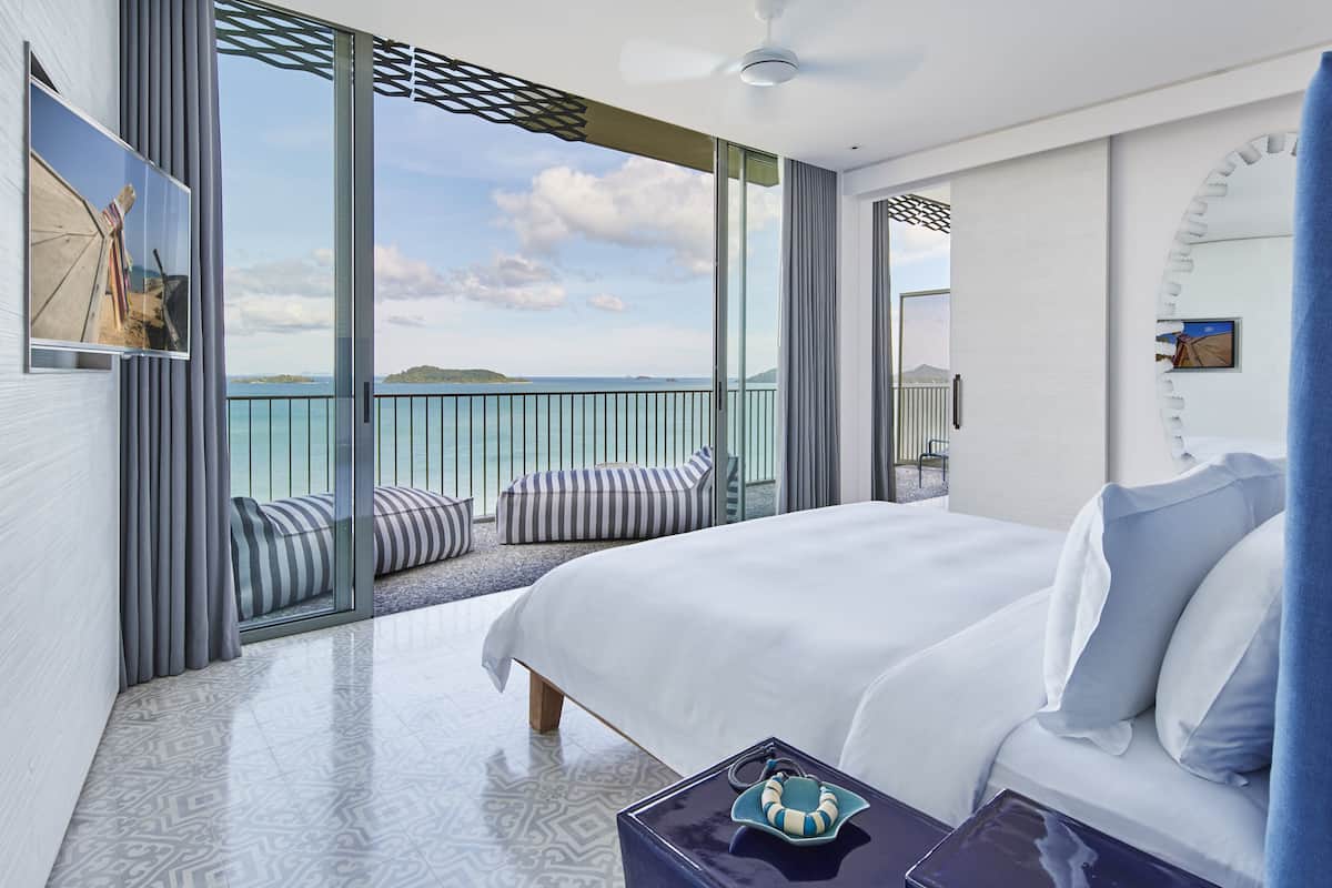 egyptian cotton sheets, premium bedding, minibar, in-room safe