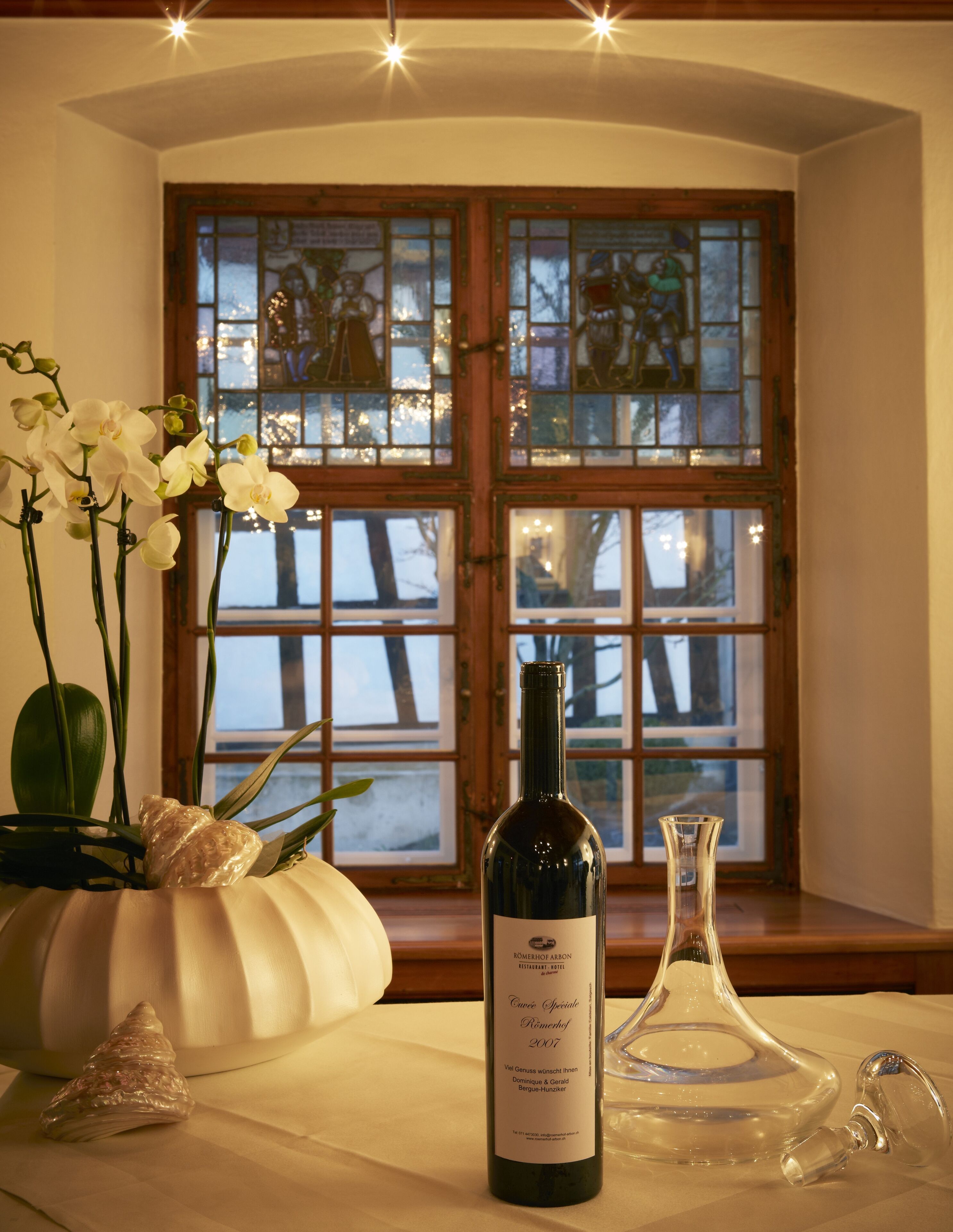 breakfast, lunch, dinner served; french cuisine, al fresco dining