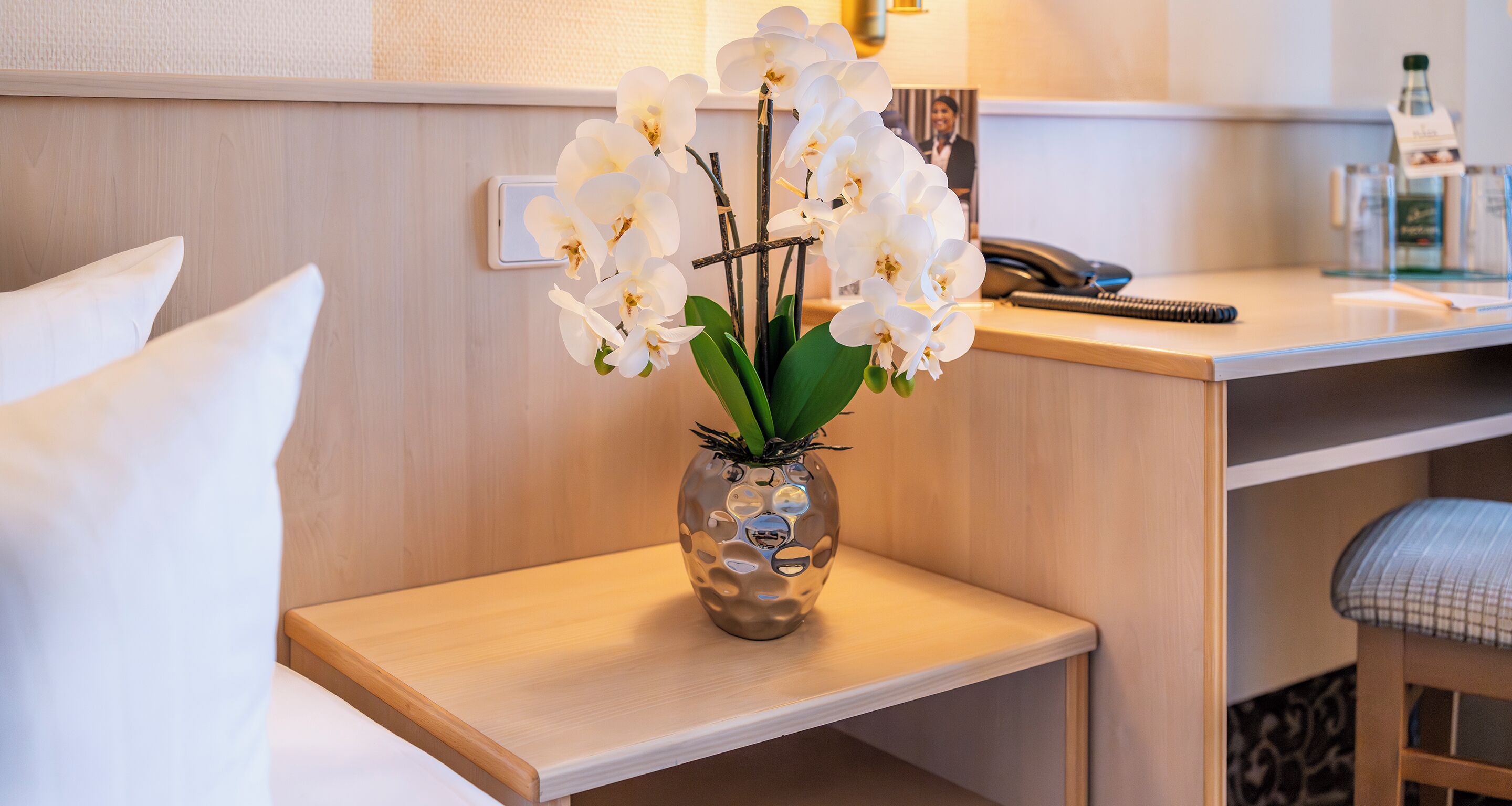 business suite | 1 bedroom, desk, laptop workspace, free wifi