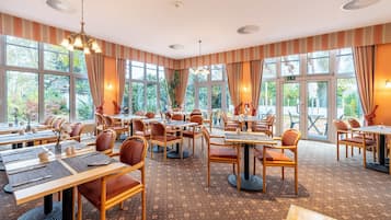 Daily buffet breakfast (EUR 15 per person)