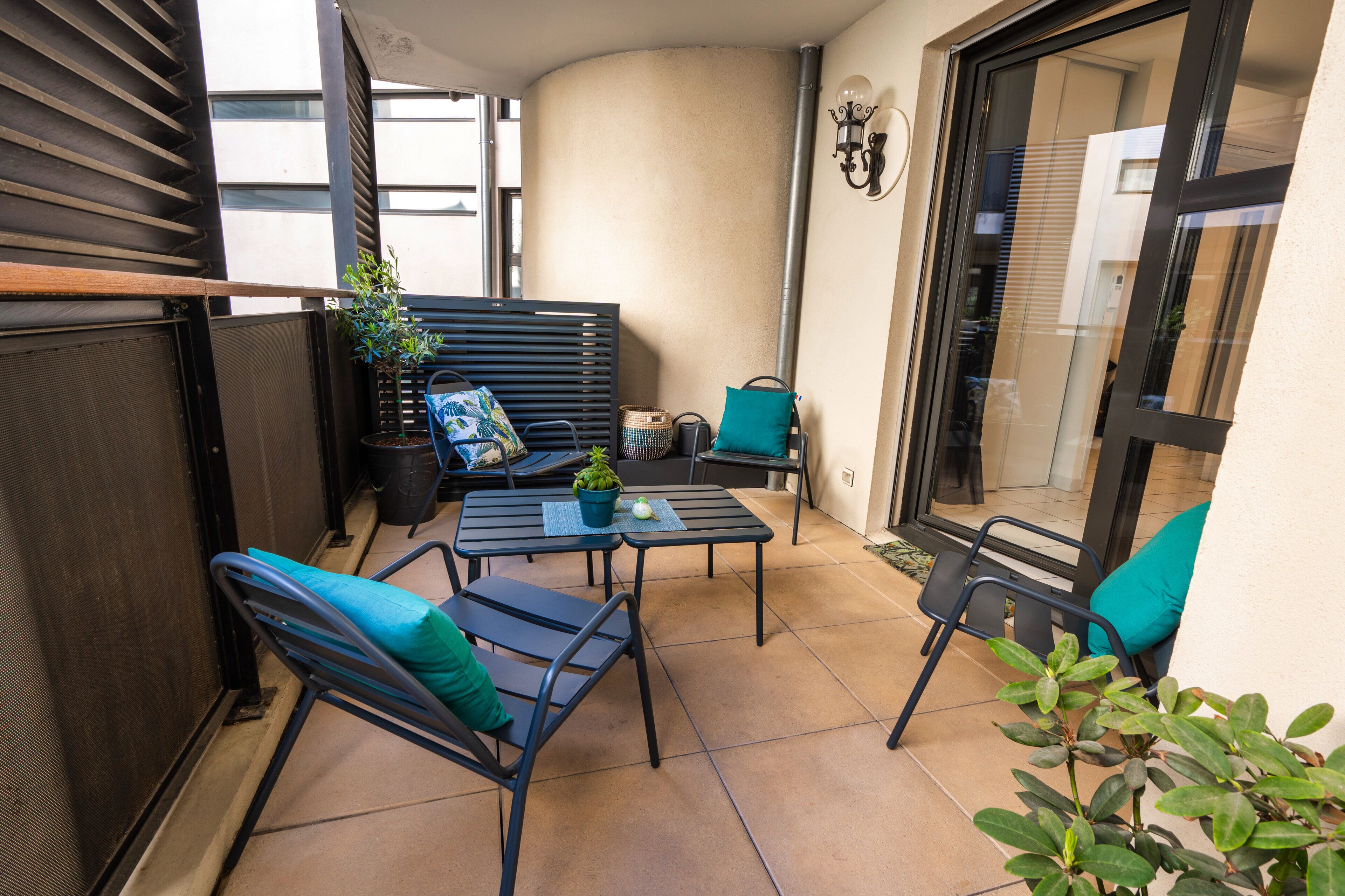 Appartement Terrasse sur patio avec ascenseur "la madeleine" | Extérieur