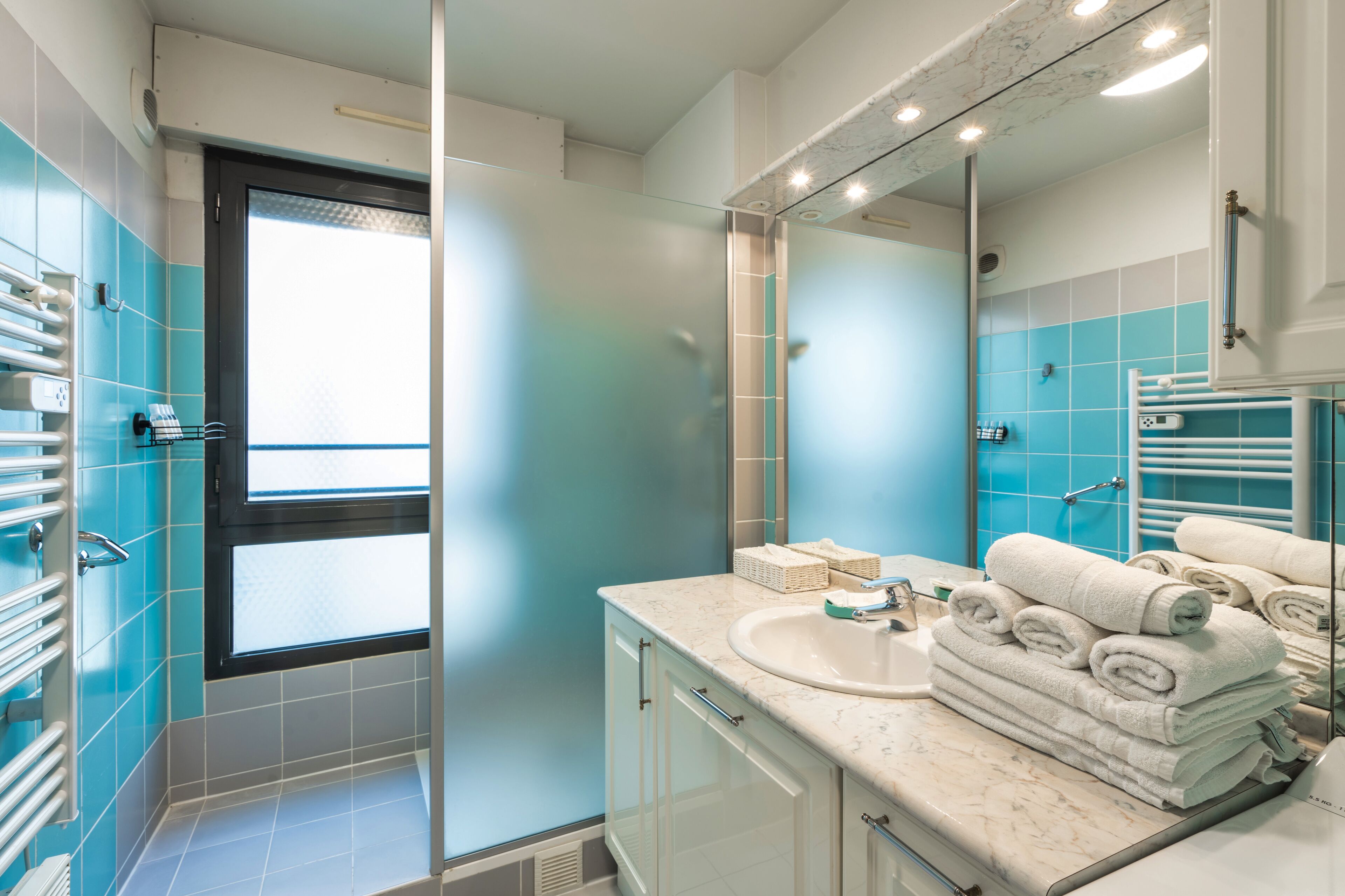 apartment | bathroom | shower, hair dryer, towels