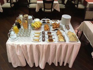 Daily buffet breakfast (EUR 10 per person)