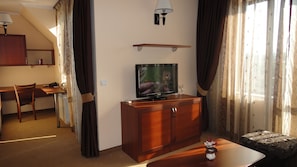32-Zoll-LCD-Fernseher mit Digitalempfang, Fernseher