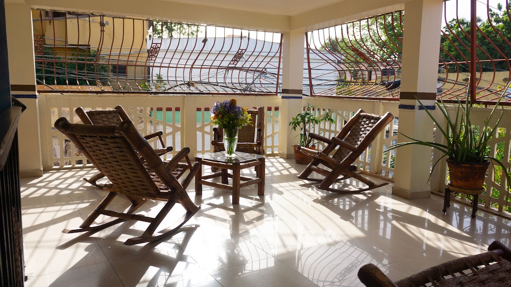 Hostal Luis V by null