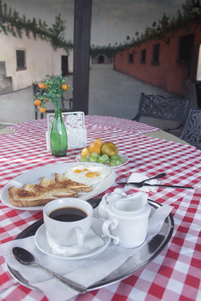 Hostal Luis V by null