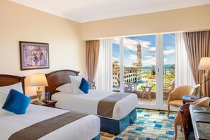 Minibar, in-room safe, blackout drapes, soundproofing - Helnan Royal Hotel (Alexandria)