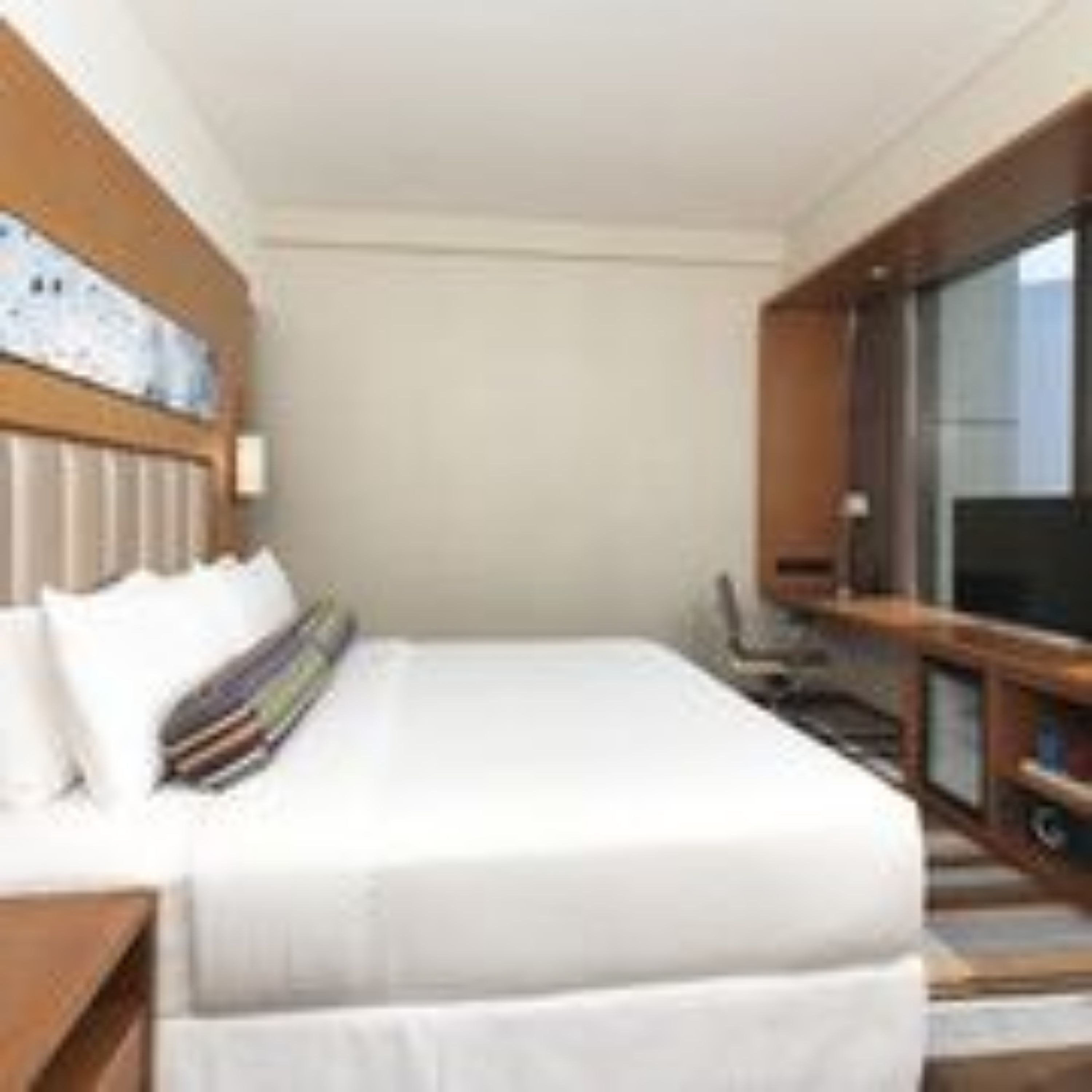 premium bedding, down duvets, pillow-top beds, in-room safe