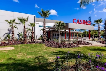 Hotel Exterior at Hyatt Place Manati