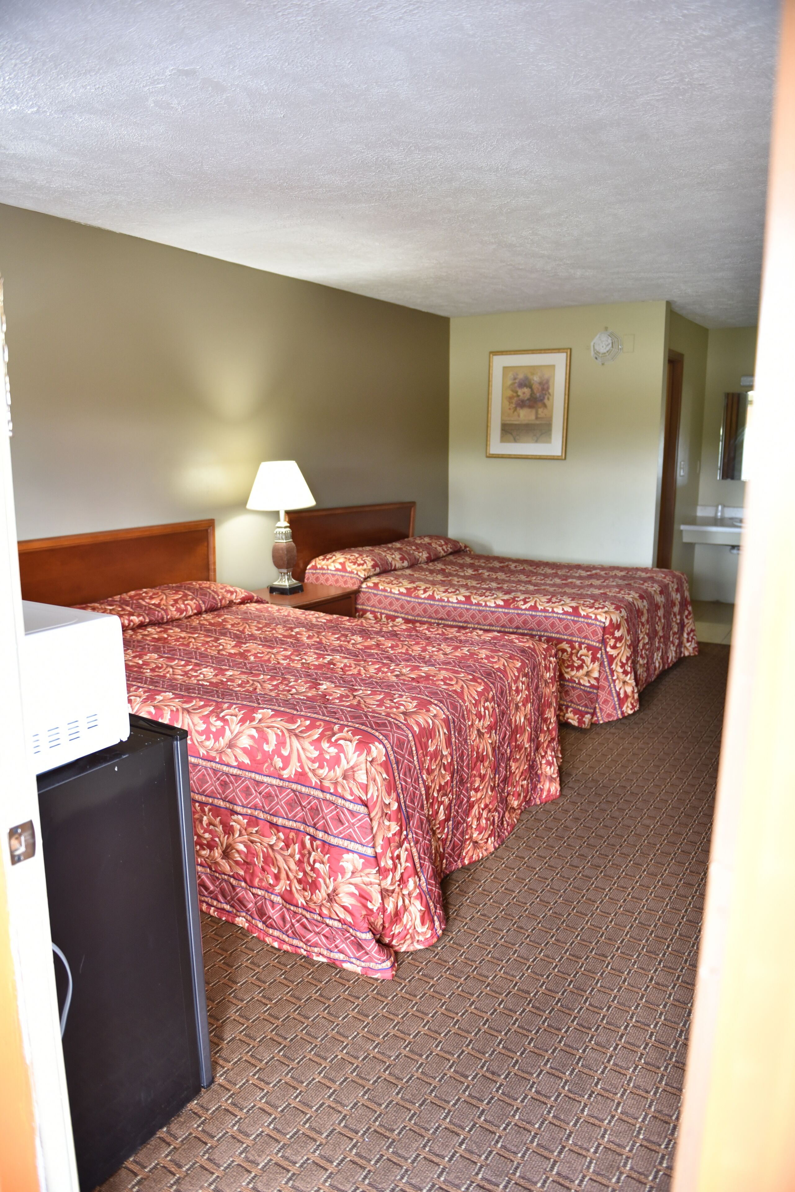 Standard Room, 2 Queen Beds | Free WiFi