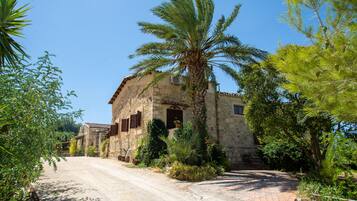 Façade de lâhĂ©bergement