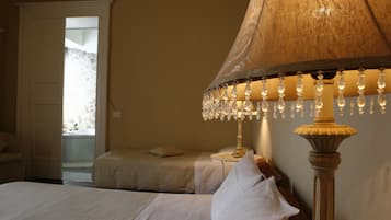 Habitación doble Deluxe | Minibar, escritorio y wifi gratis