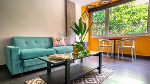 Ropa de cama de alta calidad y minibar 