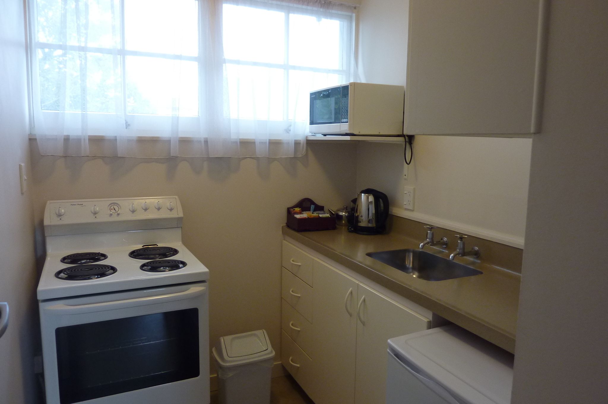 Photo - Colonial Inn Motel