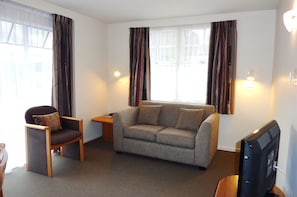 Family Apartment, 1 Bedroom, Kitchen | Living room