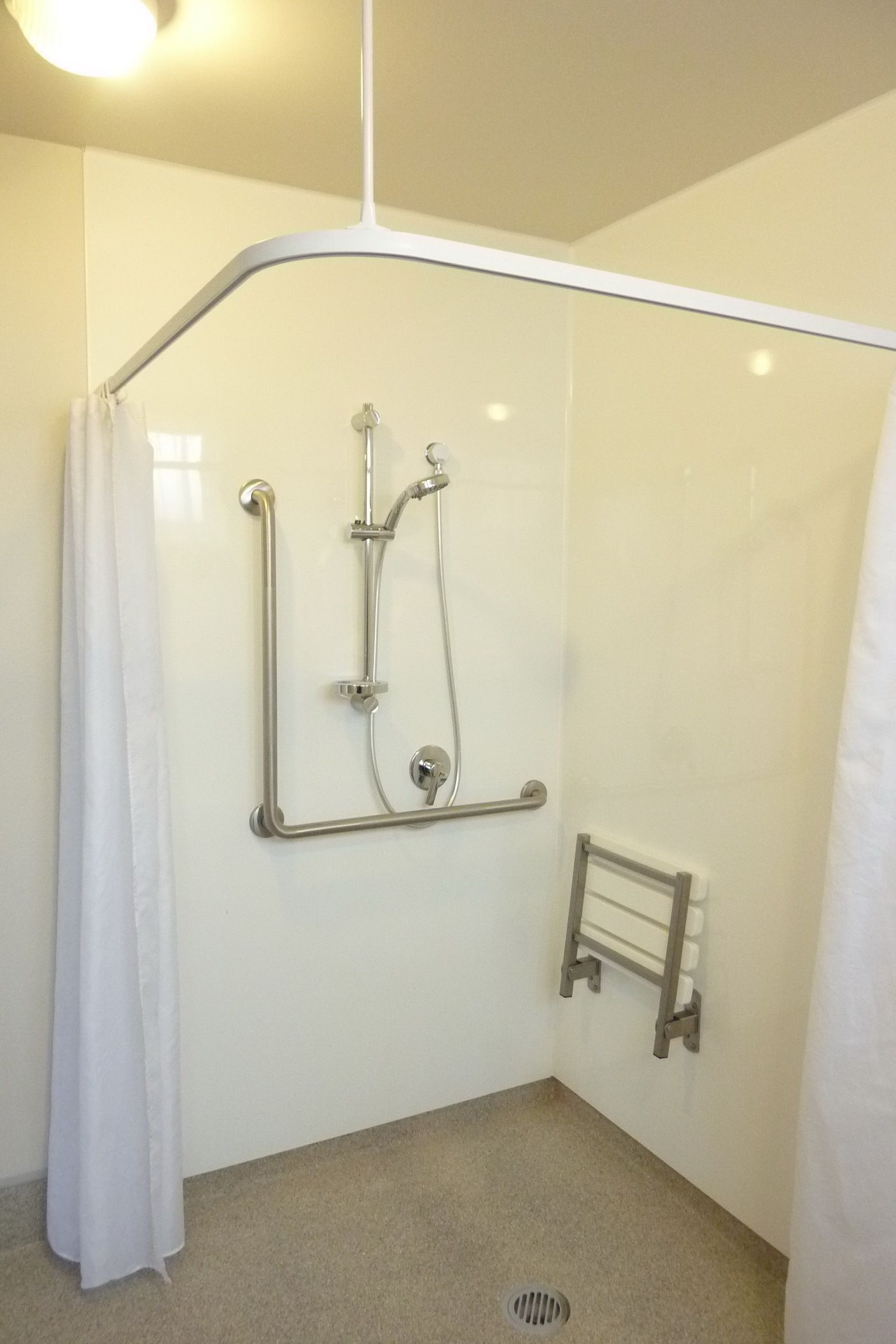 Photo - Colonial Inn Motel