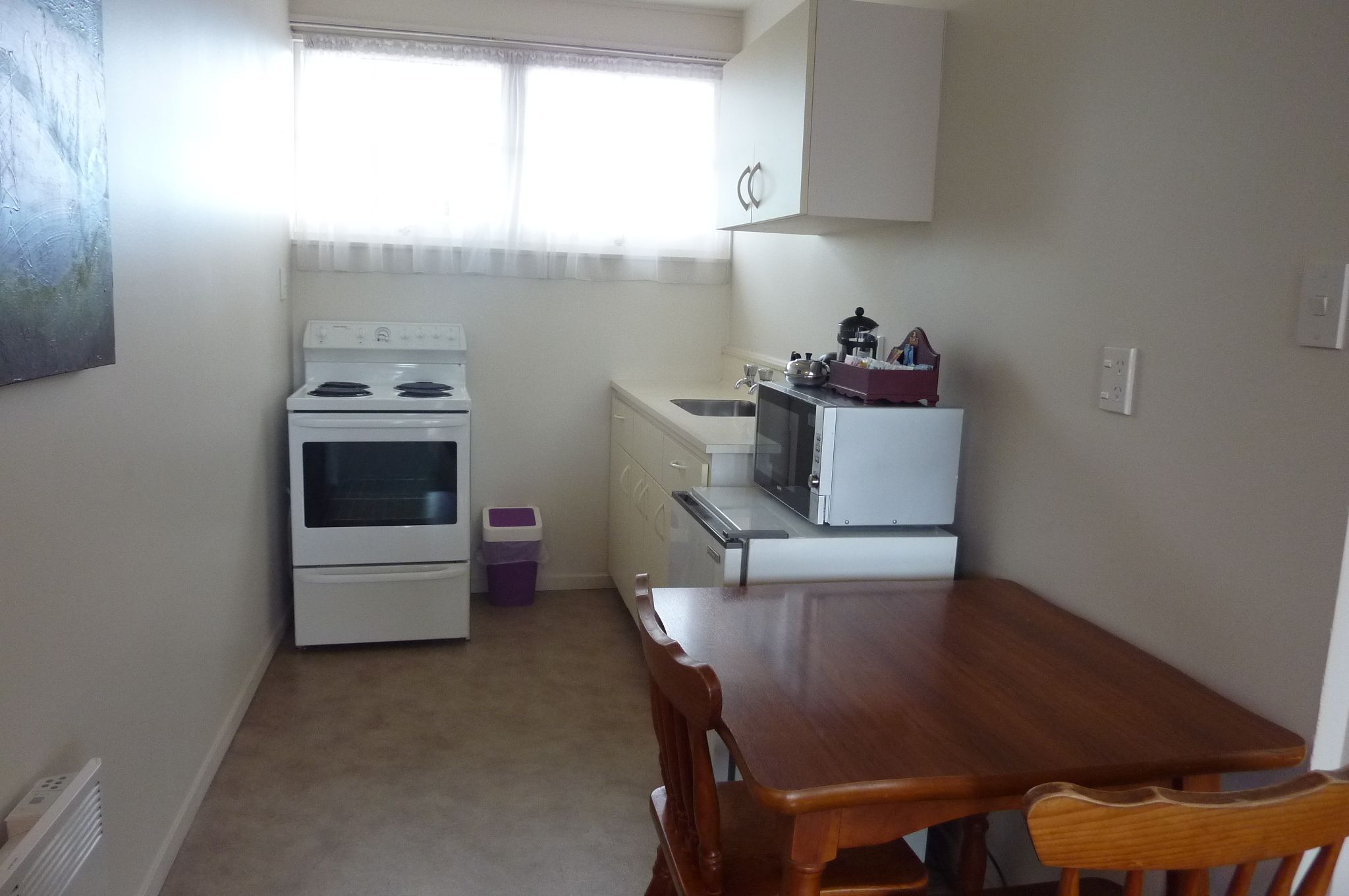 Photo - Colonial Inn Motel