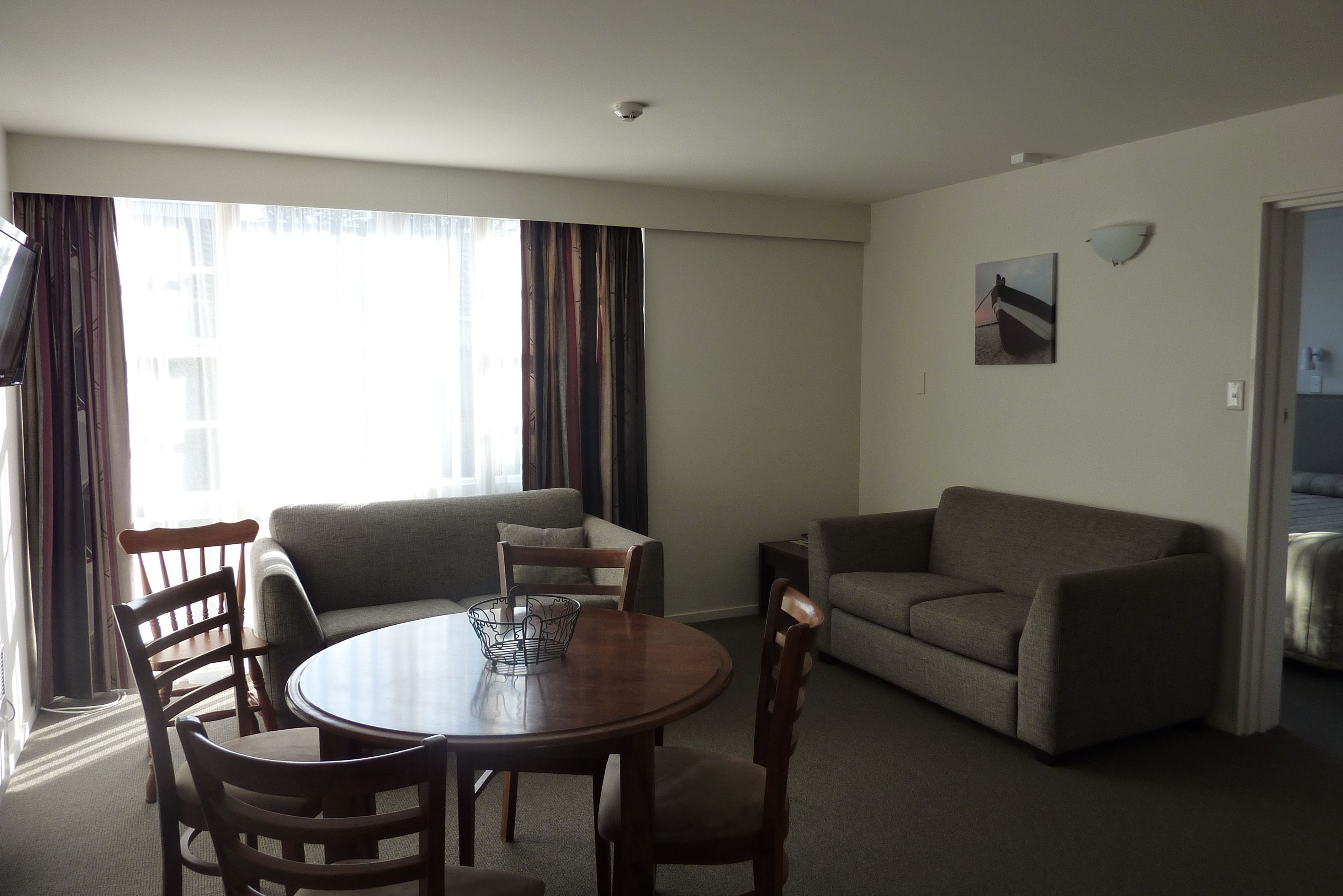 Photo - Colonial Inn Motel