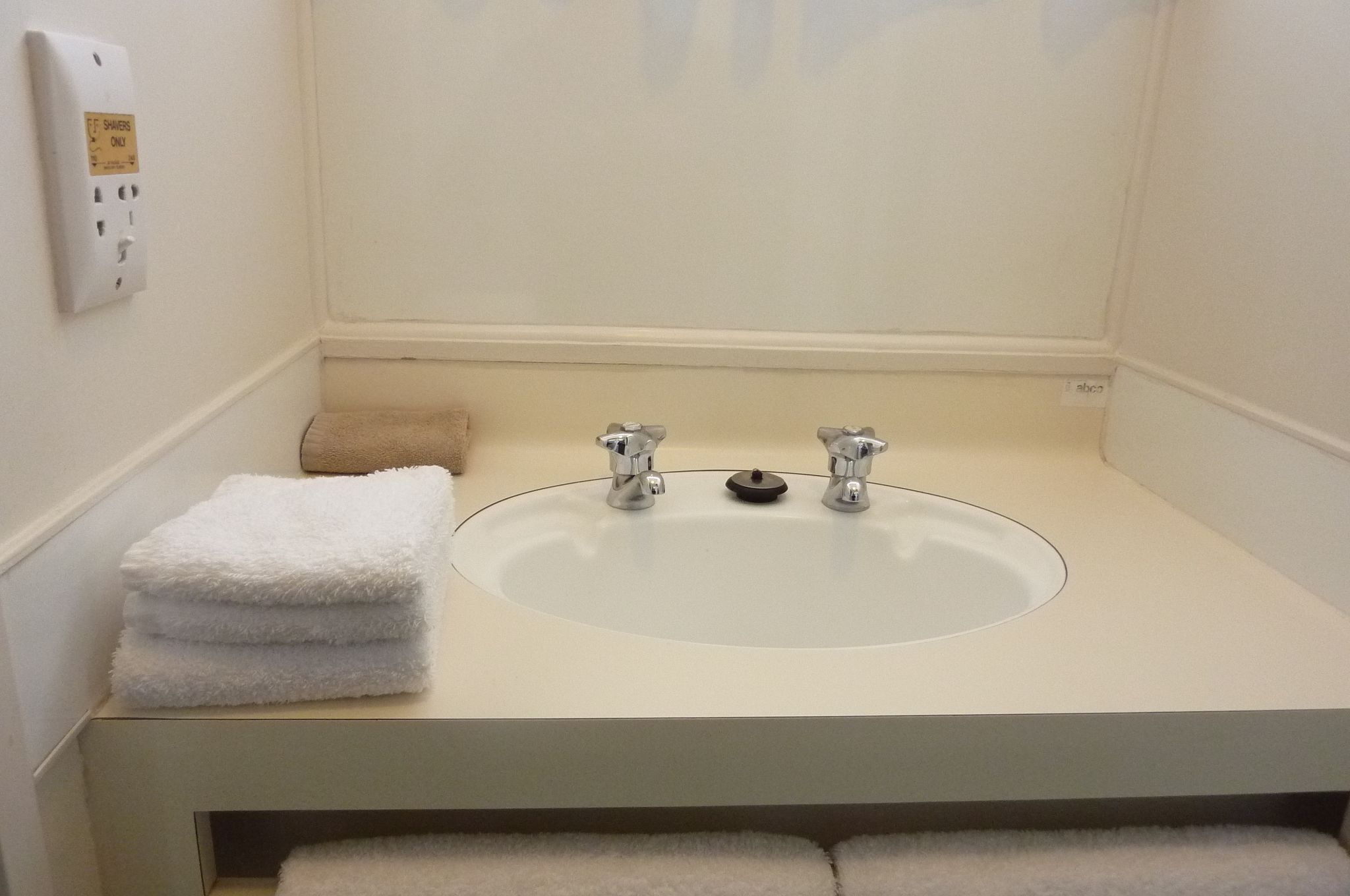 Photo - Colonial Inn Motel