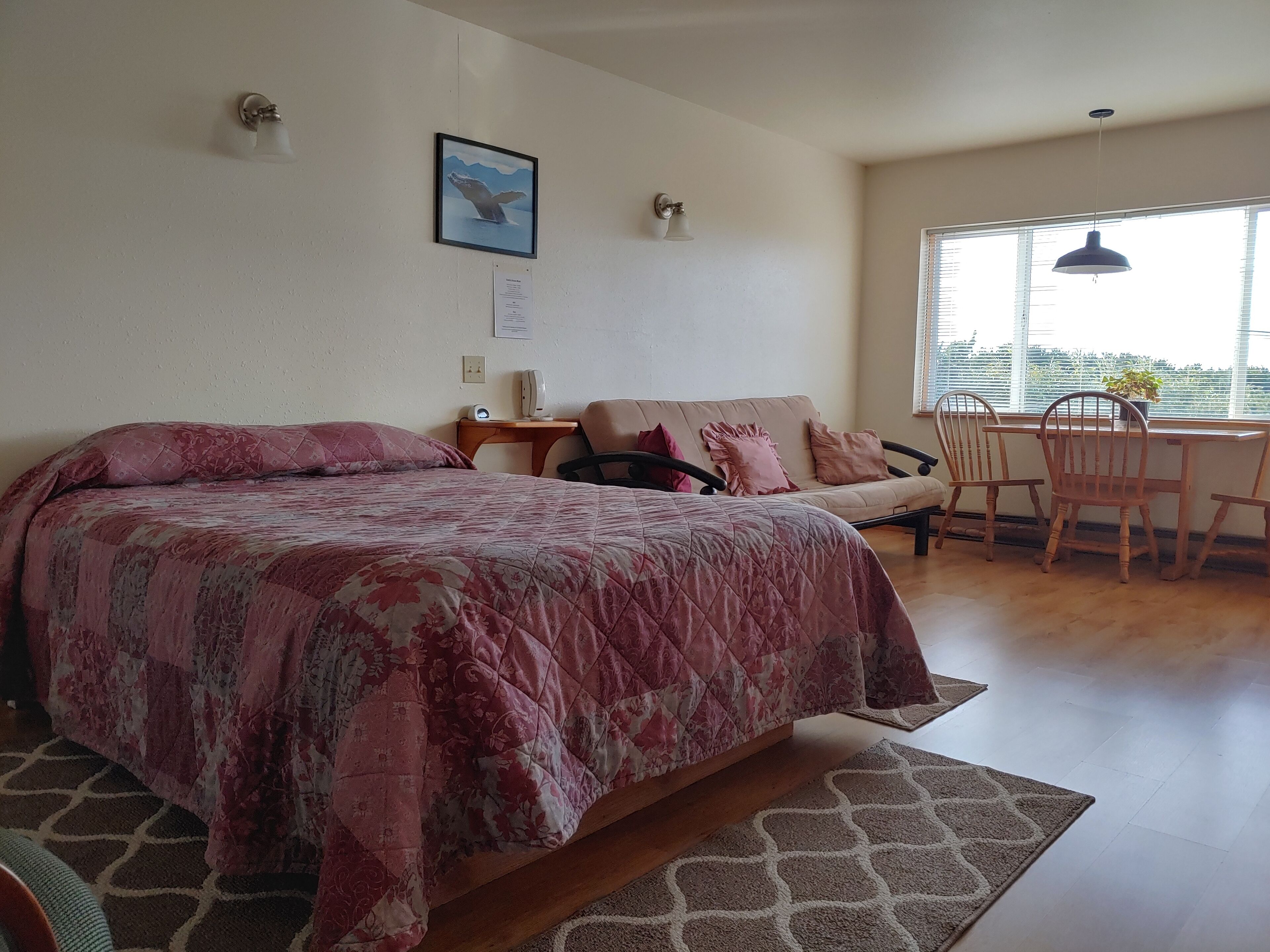 The Dublin House Motel, Yachats Reviews & Hotel Deals Book at