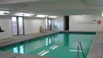 Indendørs pool, liggestole