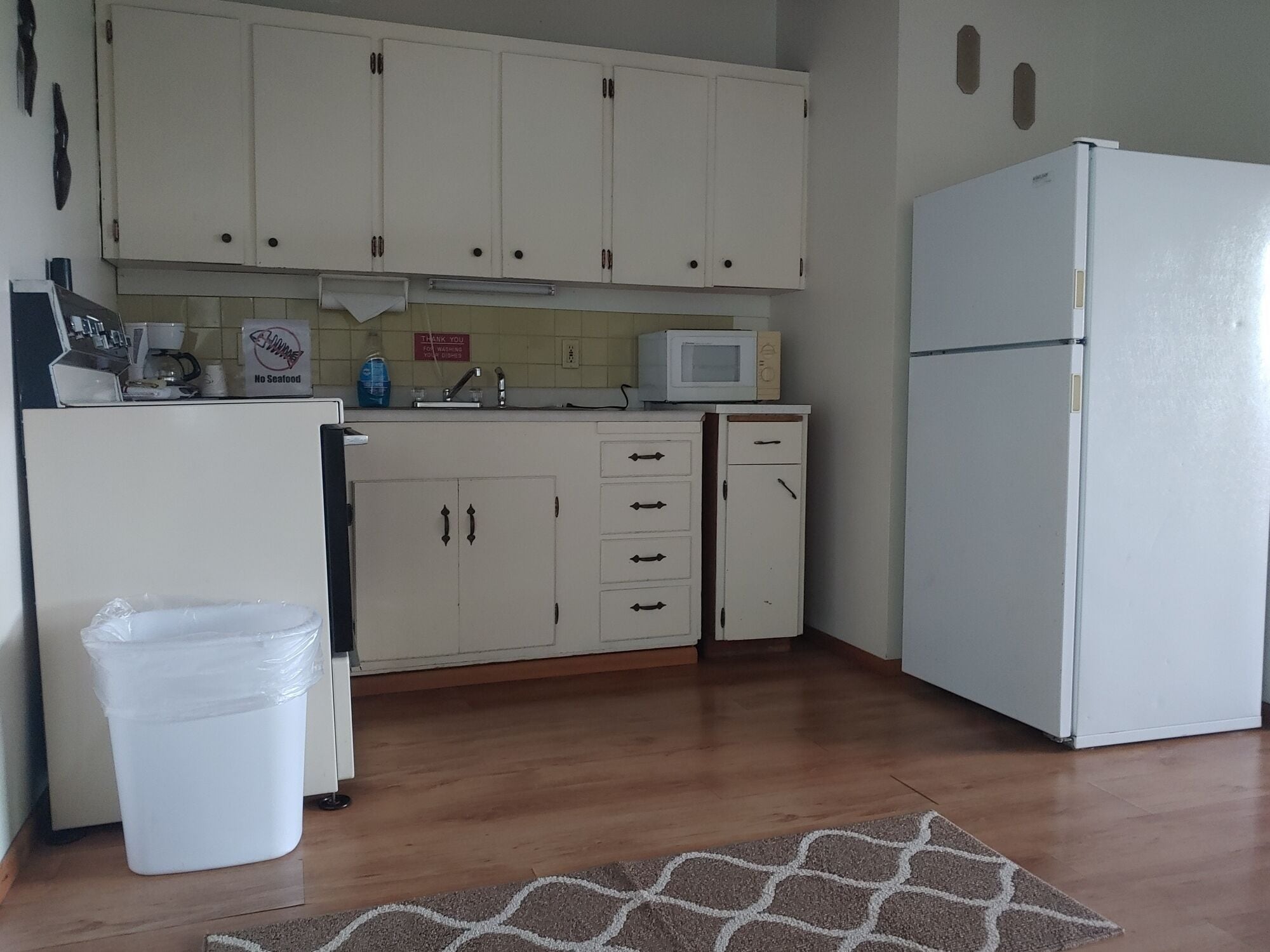 Family Room, 2 Queen Beds | Private kitchen