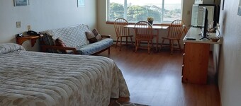 The Dublin House Motel