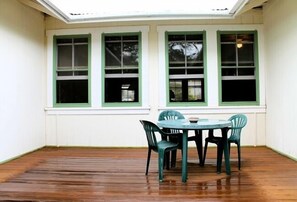 Traditional Cottage, 2 Bedrooms, Kitchen | Terrace/patio