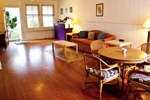 Traditional Cottage, 2 Bedrooms, Kitchen | Living area | TV