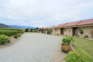 Πρόσοψη καταλύματος