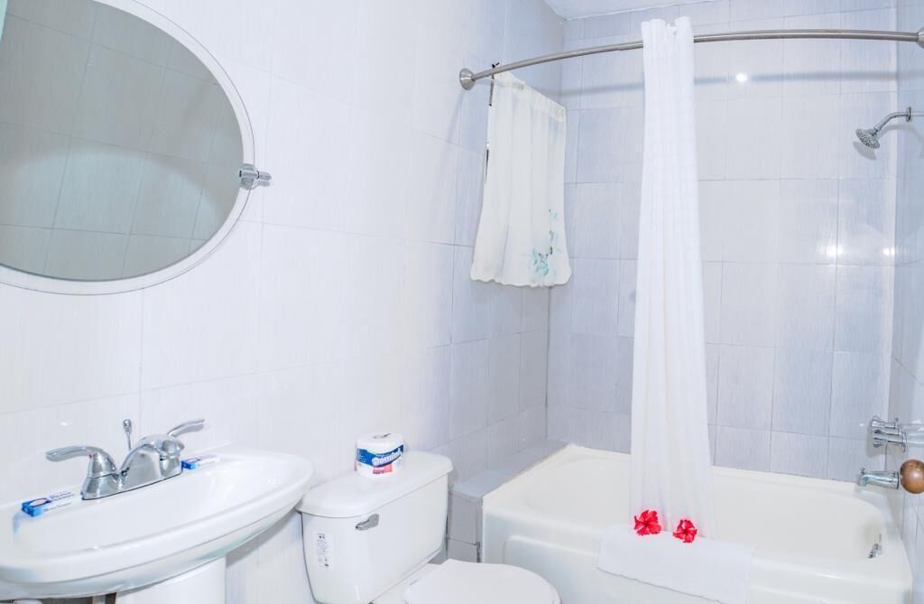 Jamaica Tamboo Resort