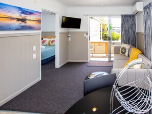 客房, 2 間臥室 (Motel) | 熨斗/熨衫板、免費嬰兒床、免費 Wi-Fi、床單