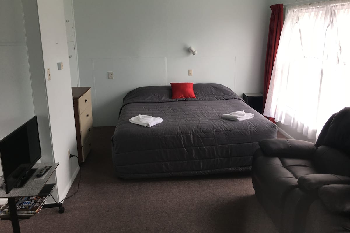 Studio, Two Beds