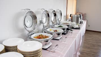 Tägliches Frühstücksbuffet (880 JPY pro Person)