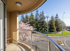 Suite, 2 Bedrooms, Park View | Premium bedding, memory foam beds, desk, laptop workspace