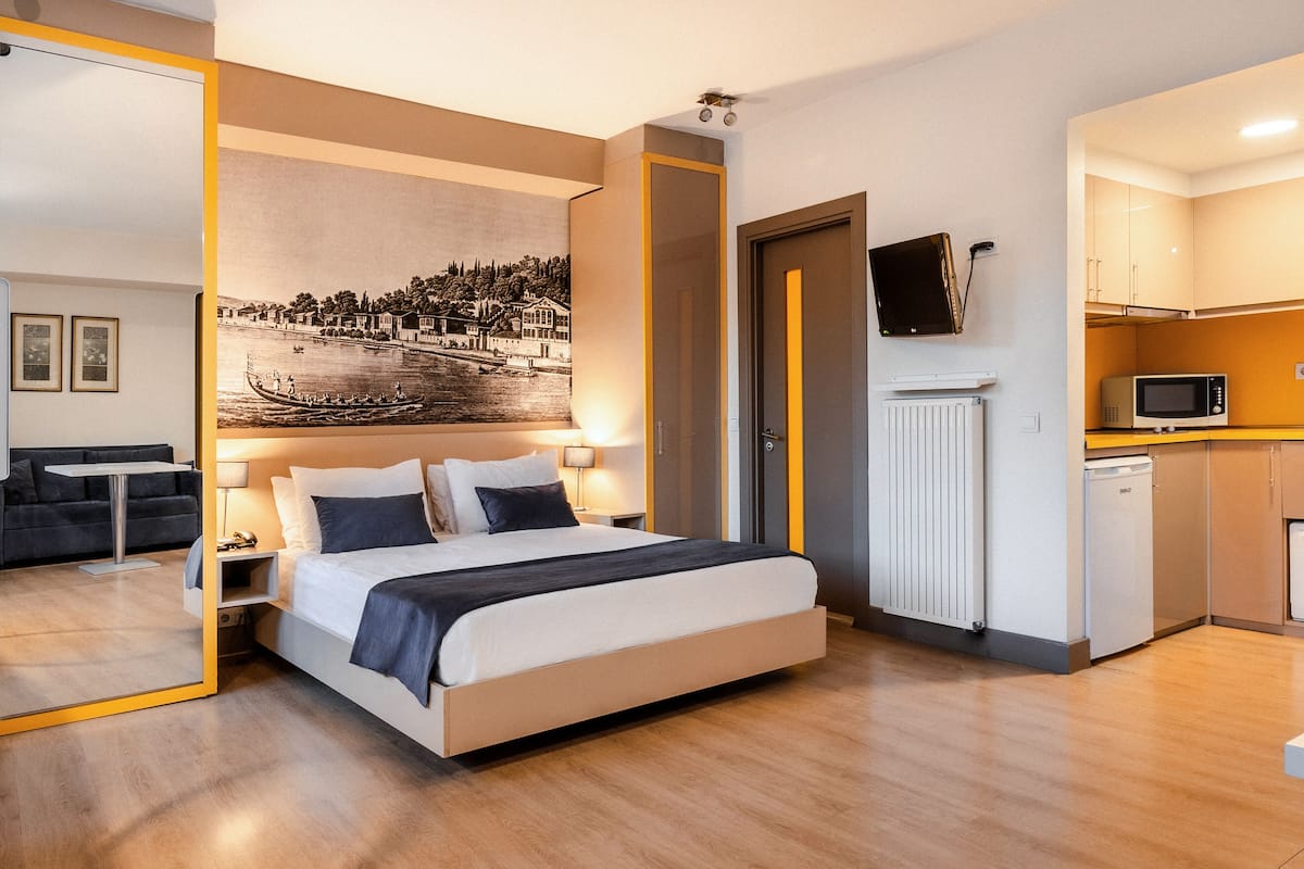 Estudio | Ropa de cama de alta calidad y minibar