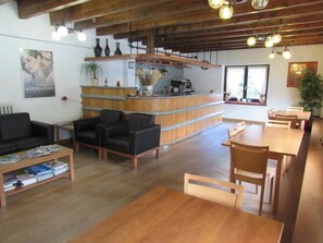 Bar (en la propiedad)