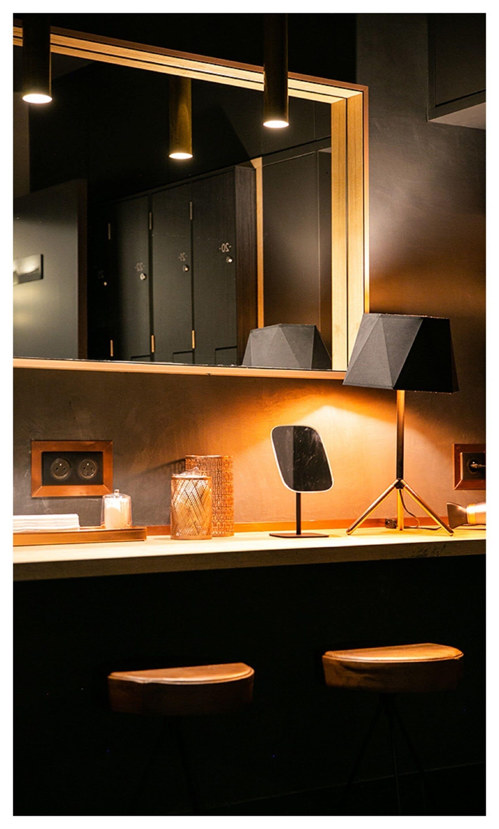 sauna, steam room, deep-tissue massages, swedish massages