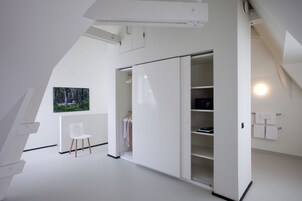 防过敏的被褥、加厚床垫、客房内保险箱、特色装修