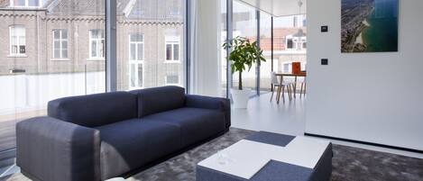 38-tommers LCD-tv med digitale kanaler, tv